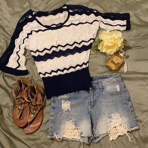 Sweater shirt, sheer